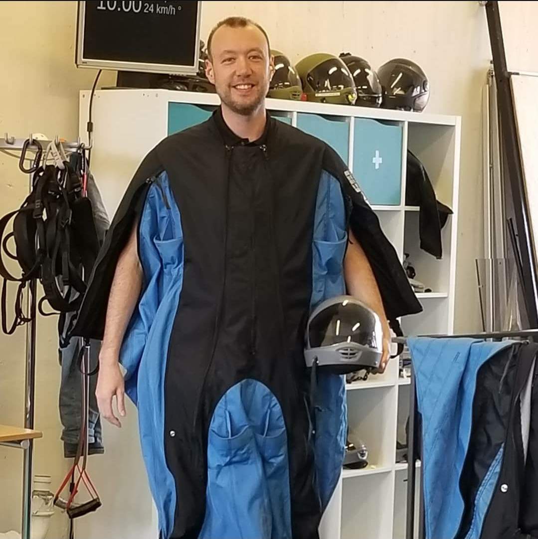 Simon wingsuit training in Stockholm