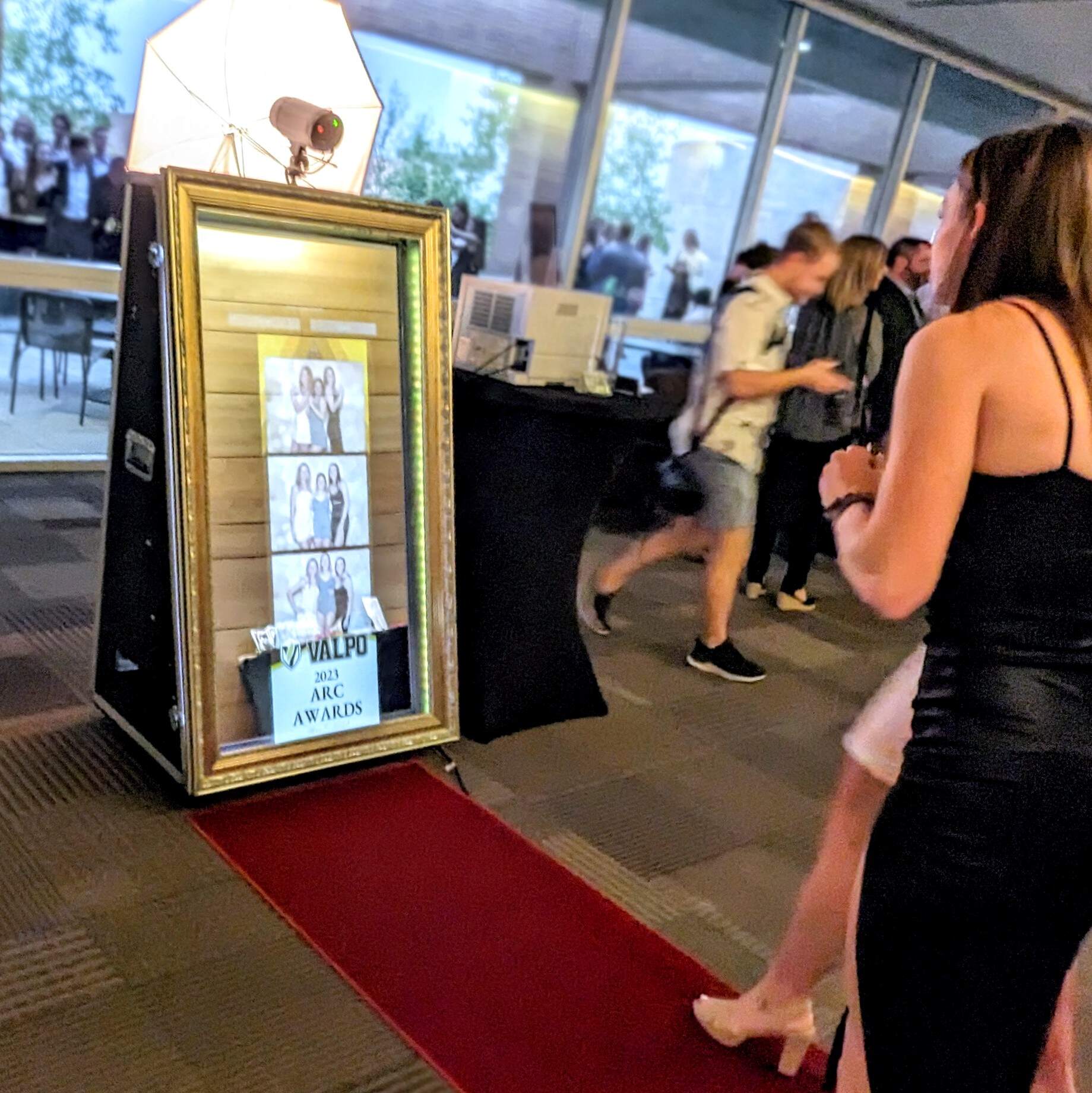 Magic mirror photo booth at prom showing animation