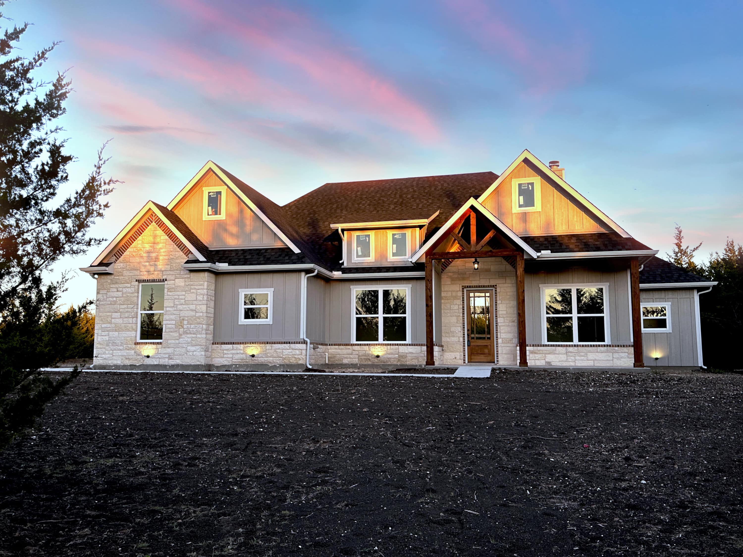 Beautiful new construction modern farmhouse just listed by Hillary Leutwyler, Agent.